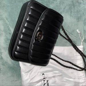 Black leather chain handle Coach bag very good condition.